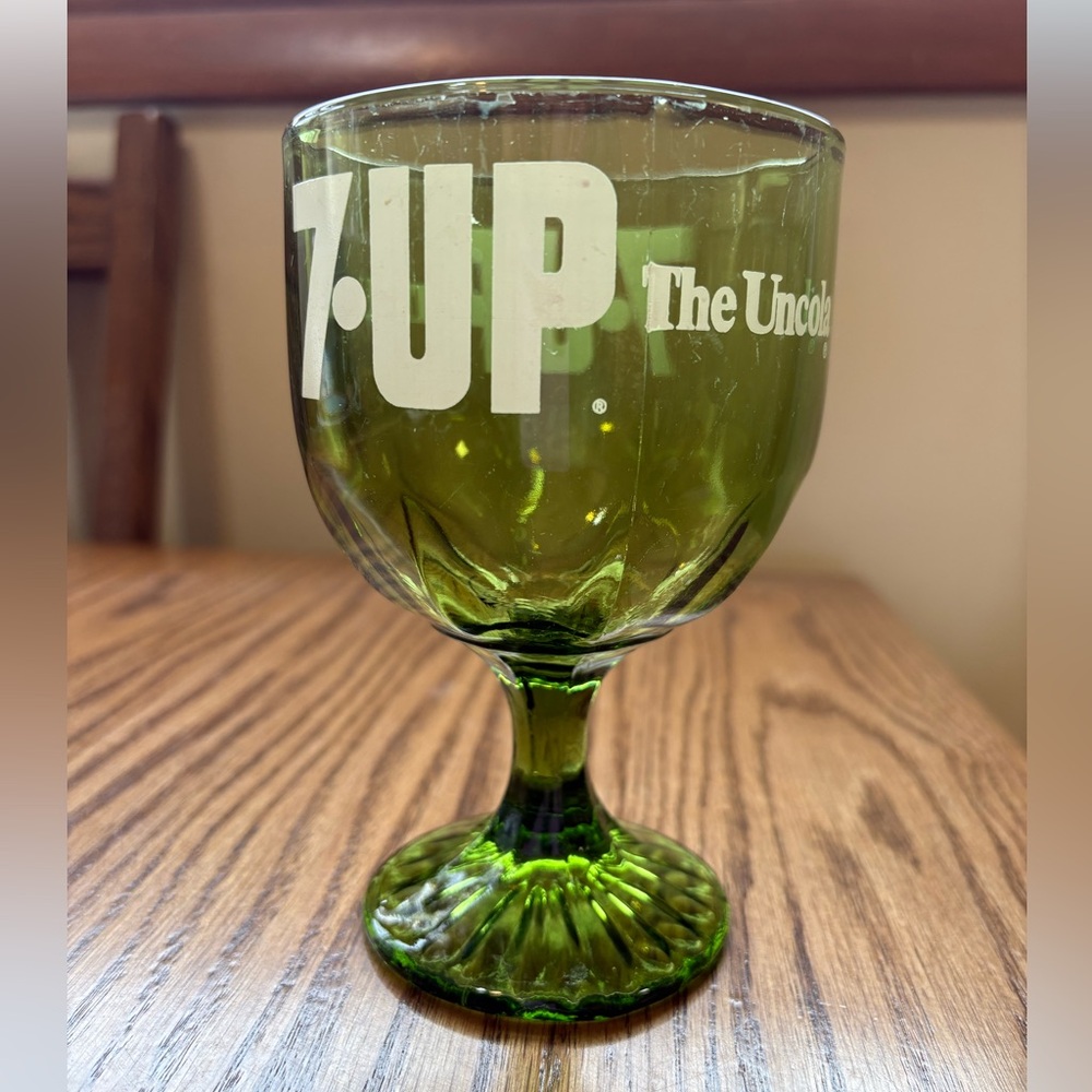 7 Up, The UnCola glass - Picture 3 of 6